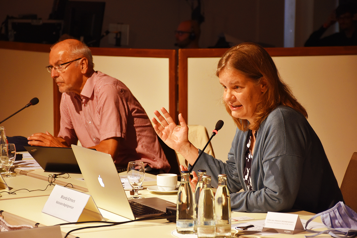 NBG-Vorsitzende Armin Grunwald und Miranda Schreurs (39. NBG-Sitzung, 18.06.2020/Berlin) (Quelle: Aygül Cizmecioglu) NBG-Vorsitzende Armin Grunwald und Miranda Schreurs (39. NBG-Sitzung, 18.06.2020/Berlin)