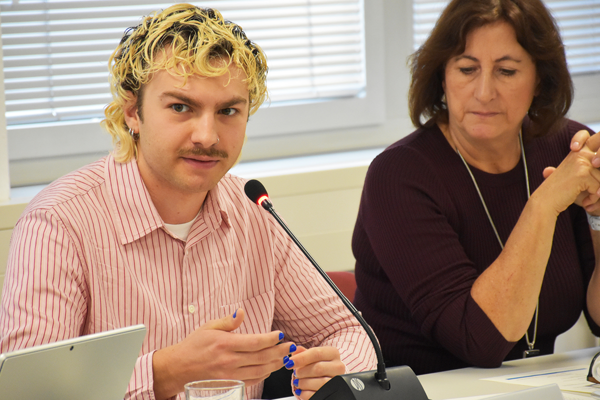 Arnjo Sittig, NBG-Mitglied (100. NBG-Sitzung, 14.10.2025/Berlin-Online) (Quelle: Aygül Cizmecioglu) Arnjo Sittig, NBG-Mitglied (100. NBG-Sitzung, 14.10.2025/Berlin-Online)