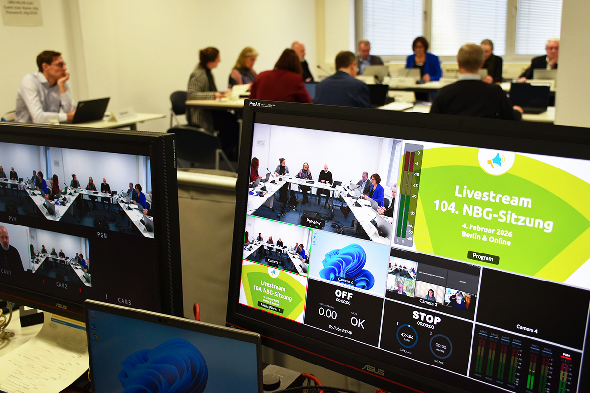 Livestream (104. NBG-Sitzung, 4.2.2026/Berlin-Online) (Quelle: Aygül Cizmecioglu) Livestream (104. NBG-Sitzung, 4.2.2026/Berlin-Online)