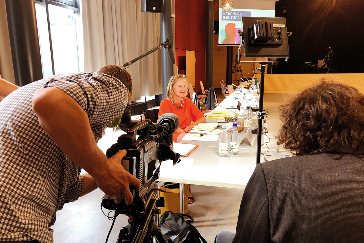 Annette Lindackers, NBG-Mitglied, im Interview (41. NBG-Sitzung, 04.08.2020/Berlin) (Quelle: Aygül Cizmecioglu) Annette Lindackers, NBG-Mitglied, im Interview (41. NBG-Sitzung, 04.08.2020/Berlin)