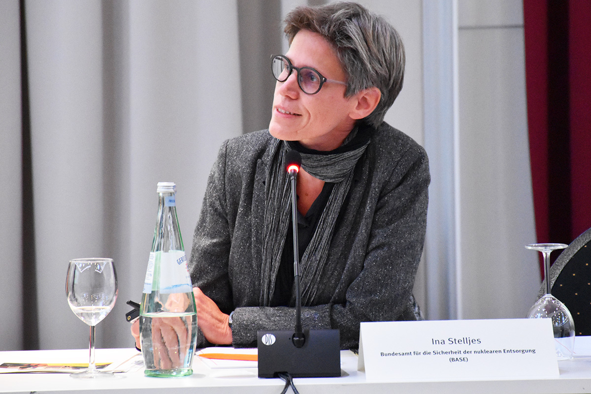 Ina Stelljes, BASE-Abteilungsleiterin Öffentlichkeitsbeteiligung (67. NBG-Sitzung & Veranstaltung "5 Jahre Endlagersuche", 13.10.2022/Berlin-Online)