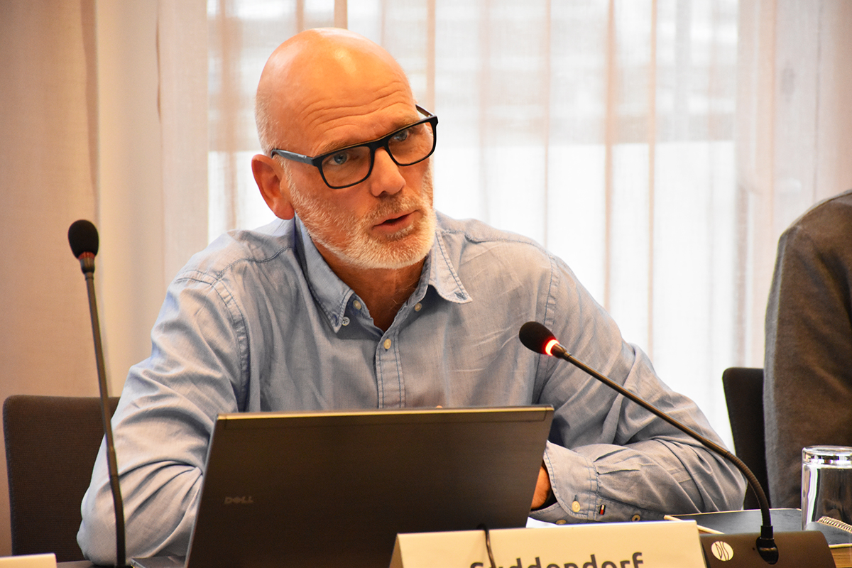 NBG-Mitglied Manfred Suddendorf (78. NBG-Sitzung, 27.10.2023/Berlin-Online) (Quelle: Aygül Cizmecioglu) NBG-Mitglied Manfred Suddendorf (78. NBG-Sitzung, 27.10.2023/Berlin-Online)