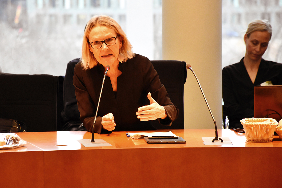 Sylvia Kotting-Uhl (Bündnis 90/Die Grünen) beim Fachgespräch zum Regierungsentwurf Geologiedatengesetz im Deutschen Bundestag (27.01.2020/Berlin) (Quelle: Aygül Cizmecioglu) Sylvia Kotting-Uhl (Bündnis 90/Die Grünen) beim Fachgespräch zum Regierungsentwurf Geologiedatengesetz im Deutschen Bundestag (27.01.2020/Berlin)