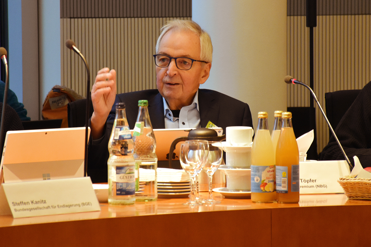 NBG-Ko-Vorsitzender Klaus Töpfer beim Fachgespräch zum Regierungsentwurf Geologiedatengesetz im Deutschen Bundestag (27.01.2020/Berlin)