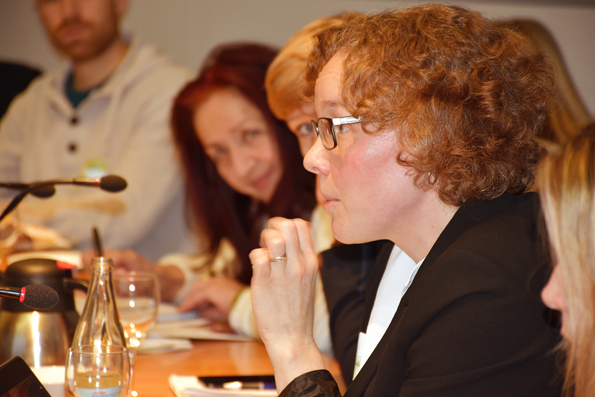 Julia Verlinden (Bündnis 90/Die Grünen) beim Fachgespräch zum Regierungsentwurf Geologiedatengesetz im Deutschen Bundestag (27.01.2020/Berlin) (Quelle: Aygül Cizmecioglu) Julia Verlinden (Bündnis 90/Die Grünen) beim Fachgespräch zum Regierungsentwurf Geologiedatengesetz im Deutschen Bundestag (27.01.2020/Berlin)