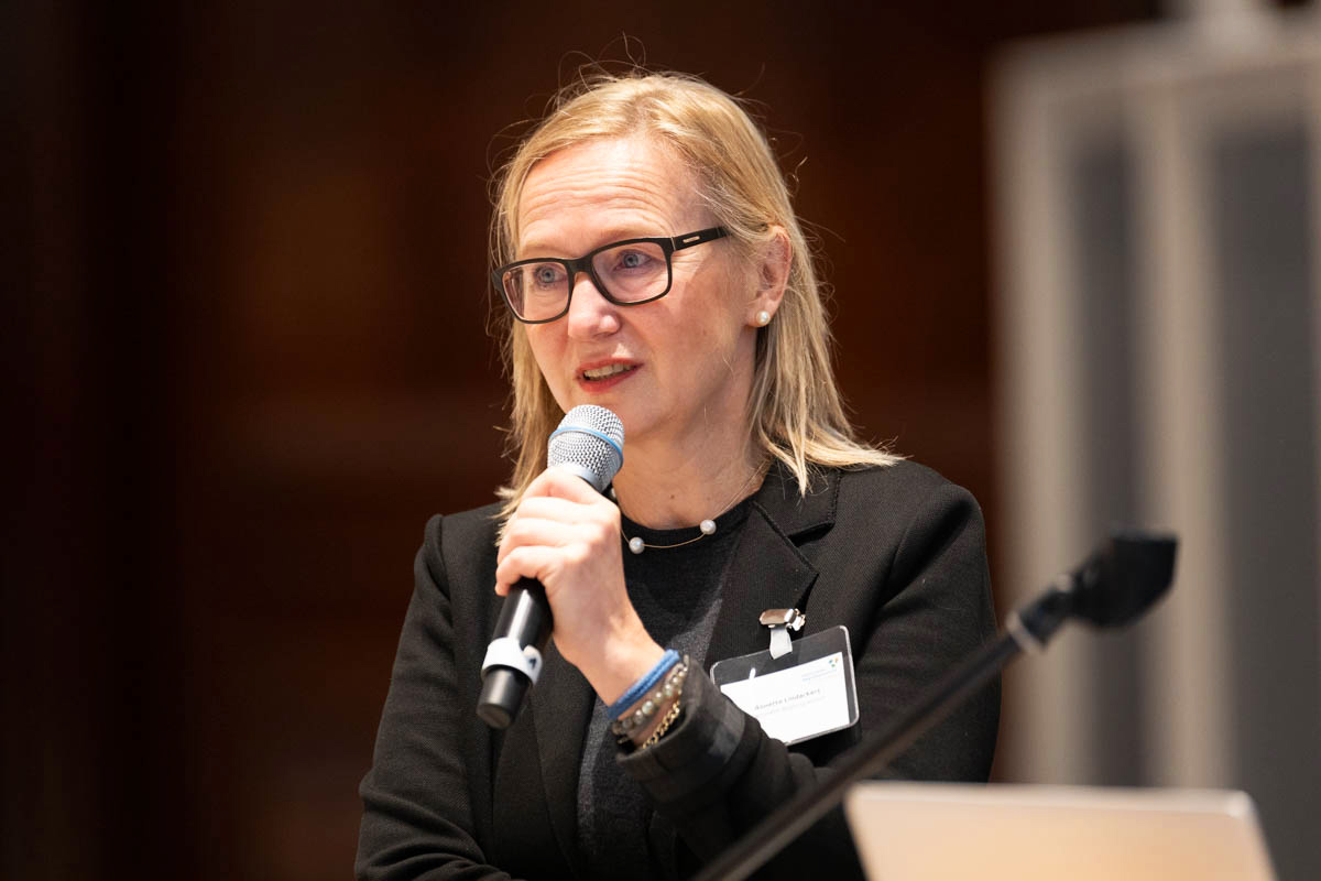 NBG-Mitglied Annette Lindackers (NBG-Veranstaltung "Wie gelingt gute Beteiligung? Bilanz & Perspektiven", 6.11.2021/Berlin)
