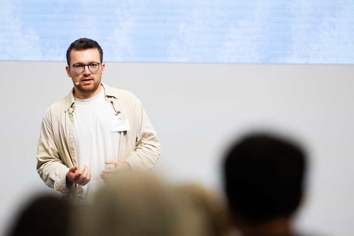 Felix Sahlmann, Forst erklärt (NBG-Veranstaltung "Endlagersuche dauert länger - was nun? Bilanz & Perspektiven", 14.10.2023, Berlin-Online) (Quelle: Bundesfoto/Bernd Lammel) Felix Sahlmann, Forst erklärt (NBG-Veranstaltung "Endlagersuche dauert länger - was nun? Bilanz & Perspektiven", 14.10.2023, Berlin-Online)