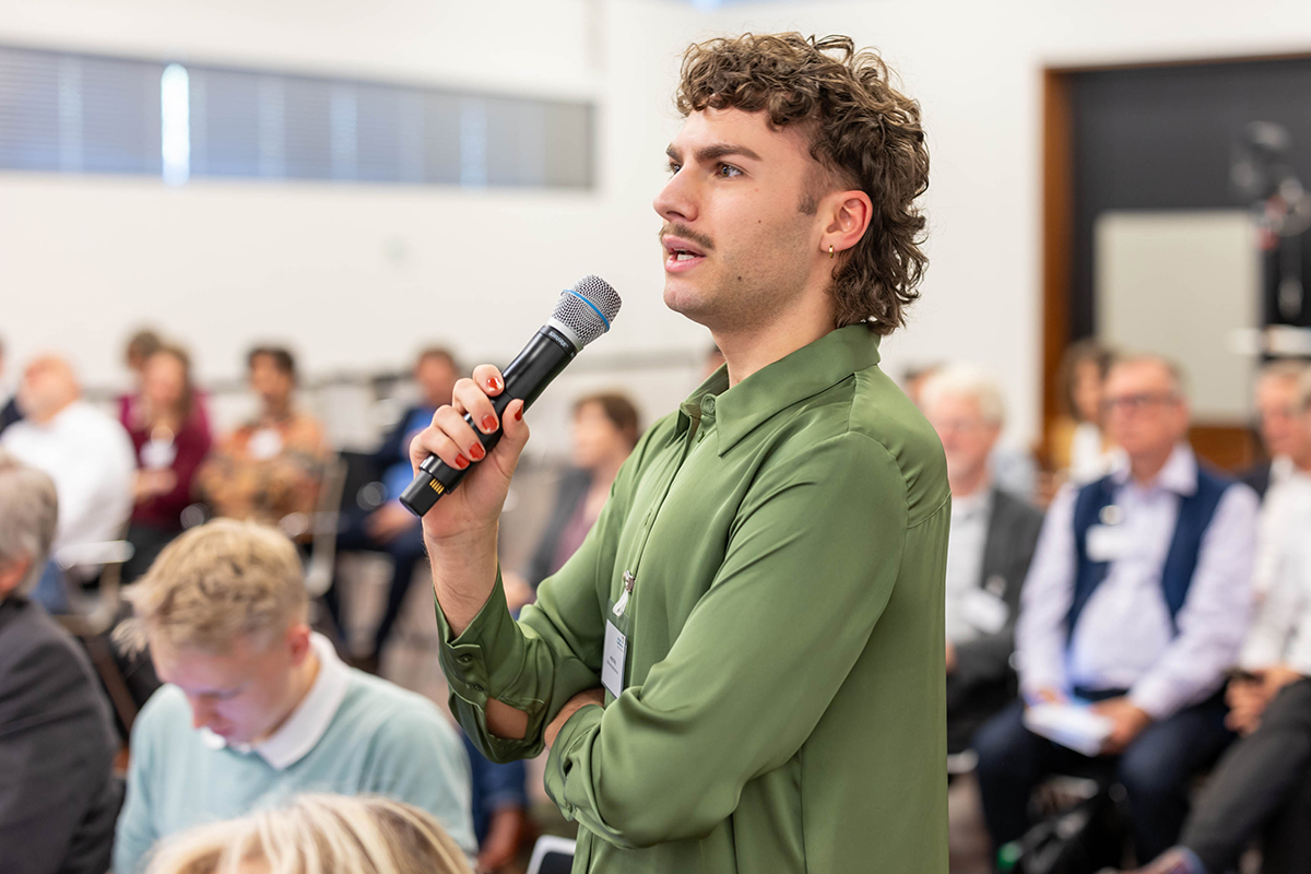 NBG-Mitglied Arnjo Sittig (NBG-Veranstaltung "Endlagersuche dauert länger - was nun? Bilanz & Perspektiven", 14.10.2023, Berlin-Online) (Quelle: Bundesfoto/Bernd Lammel) NBG-Mitglied Arnjo Sittig (NBG-Veranstaltung "Endlagersuche dauert länger - was nun? Bilanz & Perspektiven", 14.10.2023, Berlin-Online)