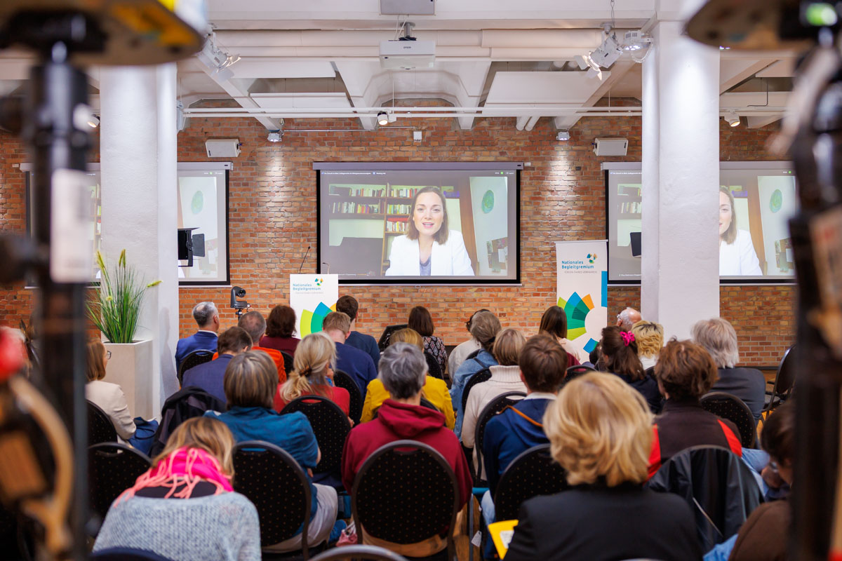Eliza Diekmann-Cloppenburg (NBG-Veranstaltung "Die Zukunft im Blick: Endlagersuche als Mehrgenerationenaufgabe", 17.5.2025, Berlin) (Quelle: Bernd Lammel/Bundesfoto) Eliza Diekmann-Cloppenburg (NBG-Veranstaltung "Die Zukunft im Blick: Endlagersuche als Mehrgenerationenaufgabe", 17.5.2025, Berlin)