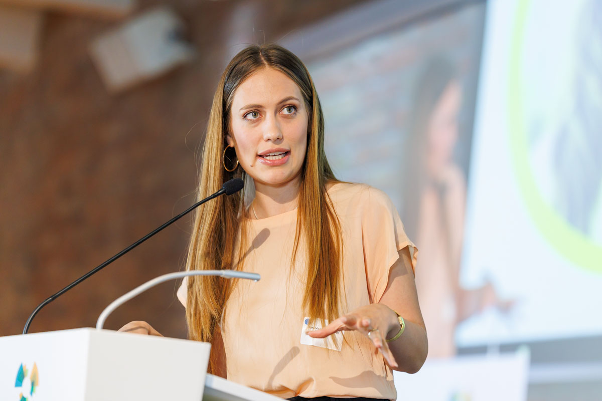 Baro Vicenta Ra Gabbert (NBG-Veranstaltung "Die Zukunft im Blick: Endlagersuche als Mehrgenerationenaufgabe", 17.5.2025, Berlin) (Quelle: Bernd Lammel/Bundesfoto) Baro Vicenta Ra Gabbert (NBG-Veranstaltung "Die Zukunft im Blick: Endlagersuche als Mehrgenerationenaufgabe", 17.5.2025, Berlin)