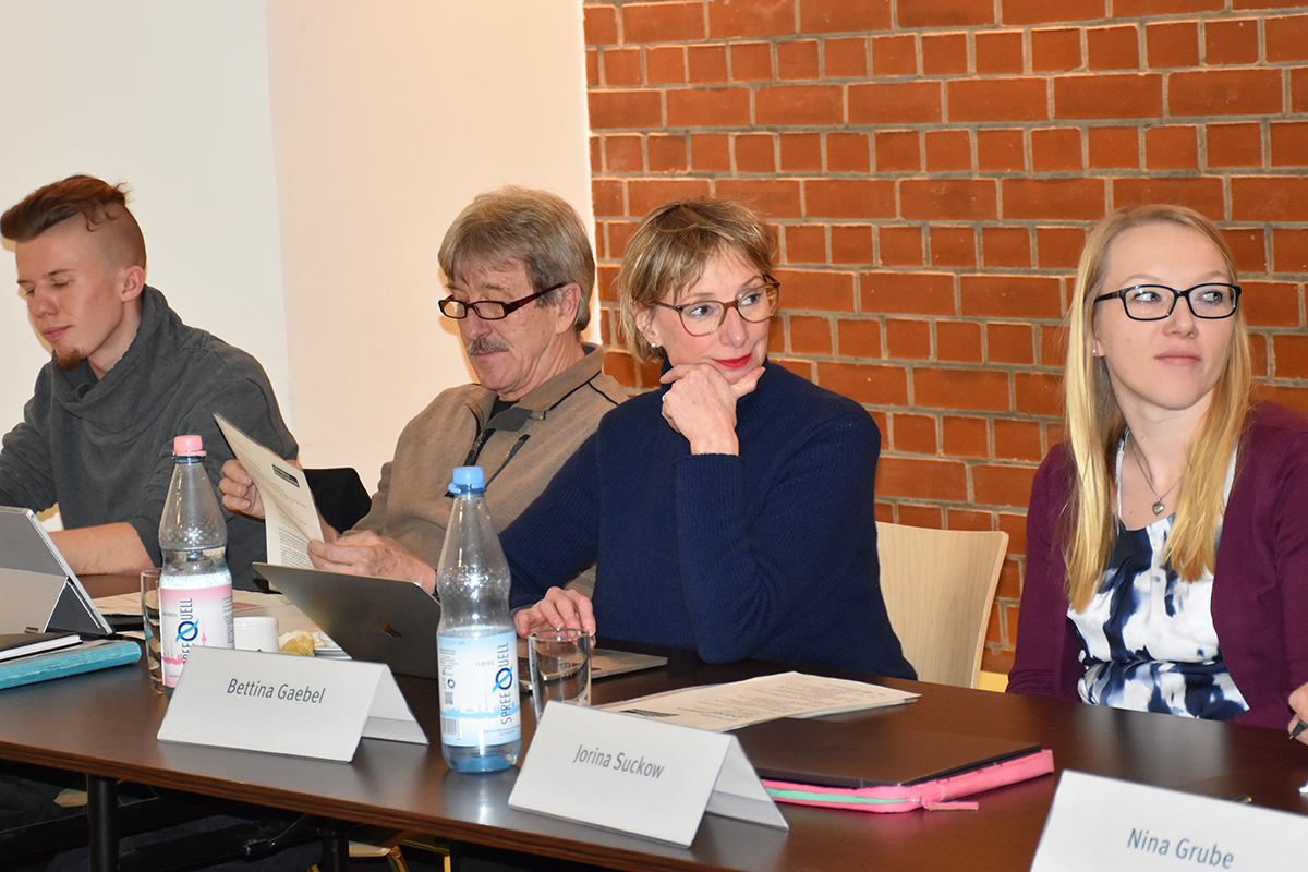 Lukas Fachtan, Klaus Brunsmeier, Bettina Gaebel, Jorina Suckow, Mitglieder des Nationalen Begleitgremiums (NBG-Sitzung 15.1.2019 / Berlin)