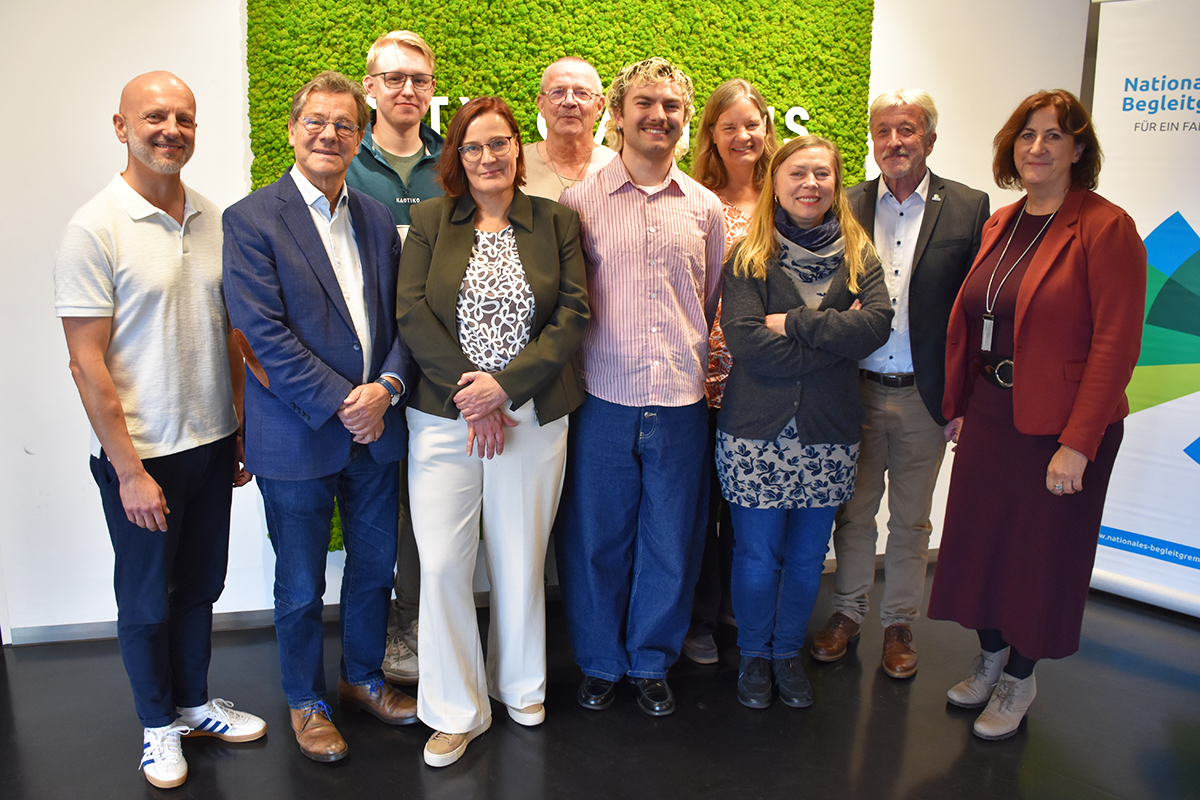 Gruppenfoto NBG-Mitglieder (100. NBG-Sitzung, 14.10.2025, Berlin-Online) (Quelle: Ellen Boettcher) Gruppenfoto NBG-Mitglieder (100. NBG-Sitzung, 14.10.2025, Berlin-Online)